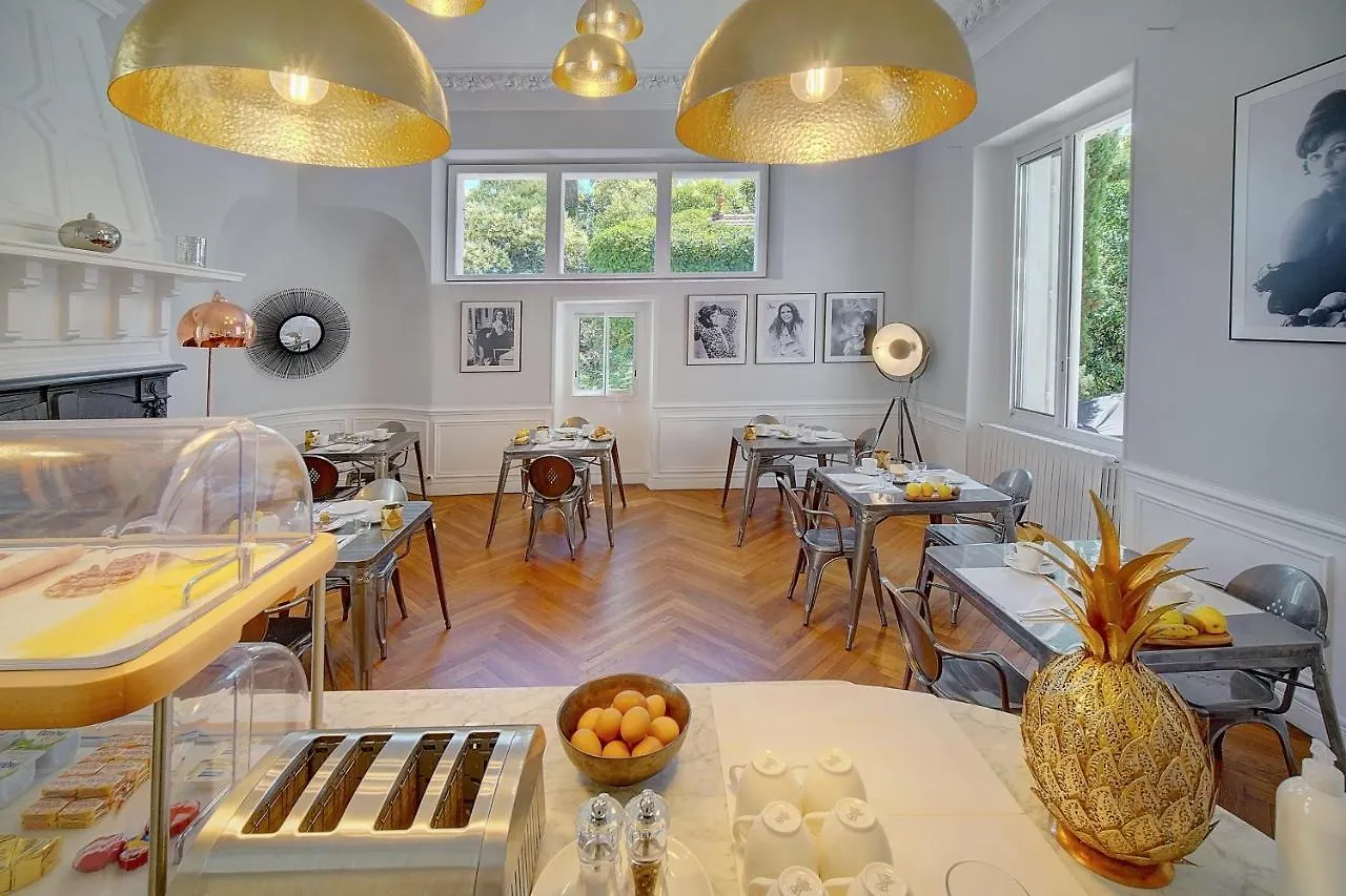 Villa Claudia Hotel Cannes Centre - Parking 3*,